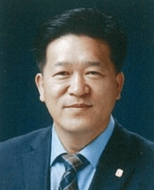 덕암 칼럼 2026년 요란한 신고식