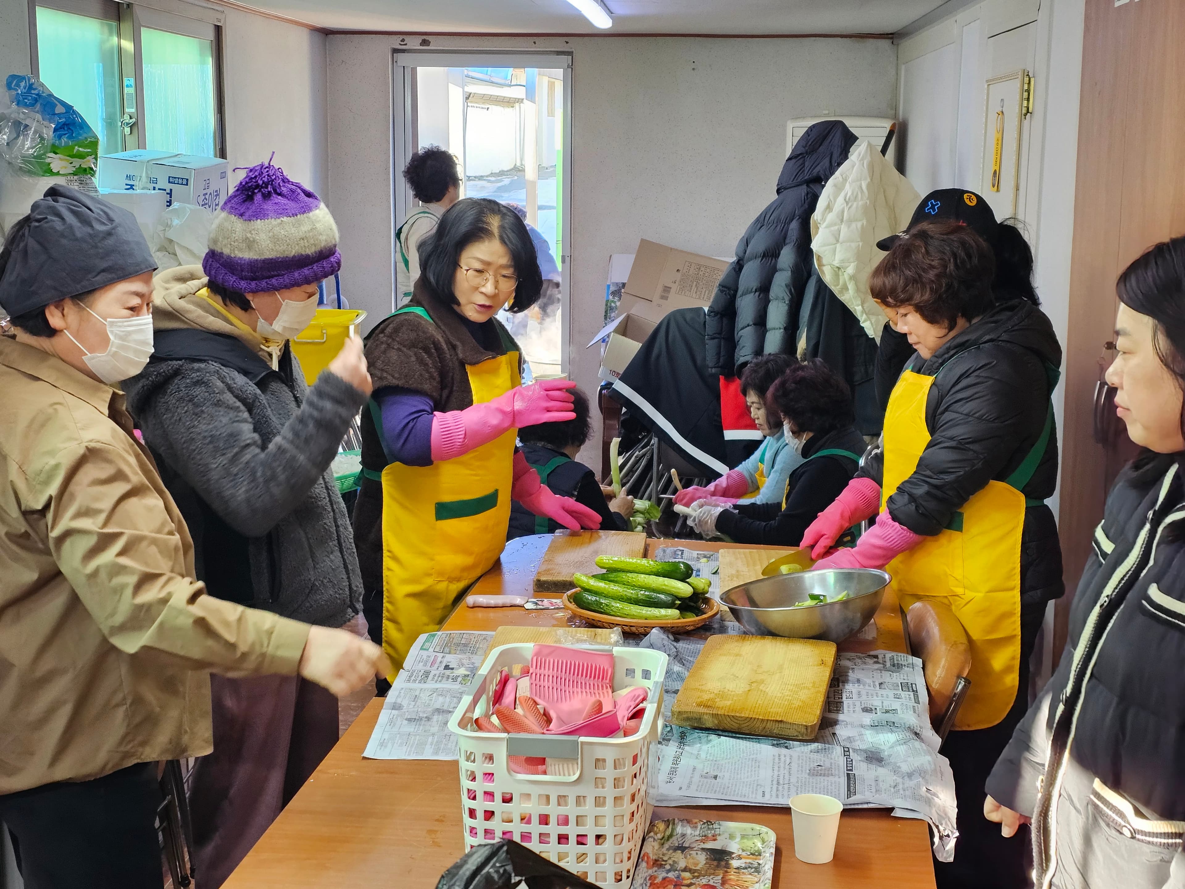 삼수동 지역사회보장협의체,
저소득층 밑반찬 나눔 행사 개최
