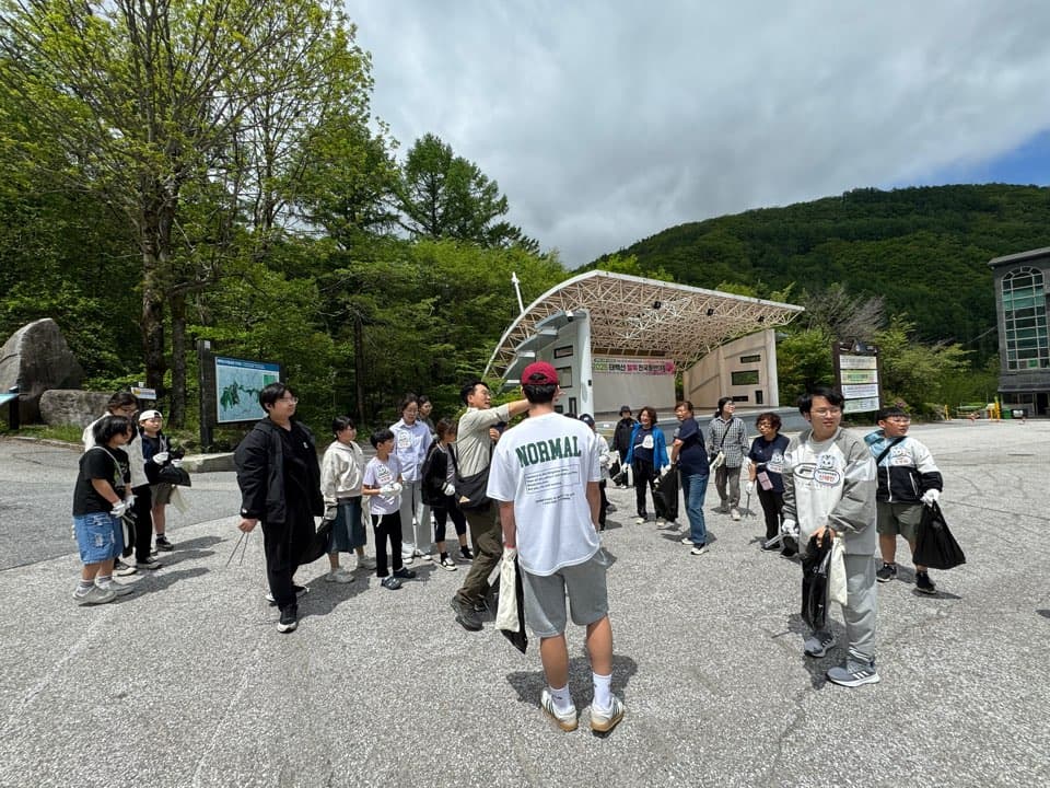 태백시청소년수련시설,
‘환경 플로깅-지속 가능한 태백 유스에코로드’ 실시